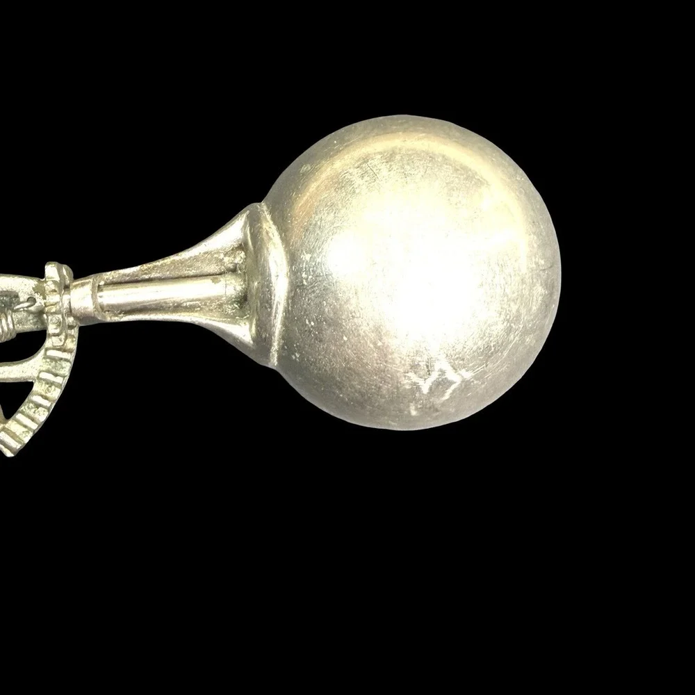 Gem Spoon Co. this old